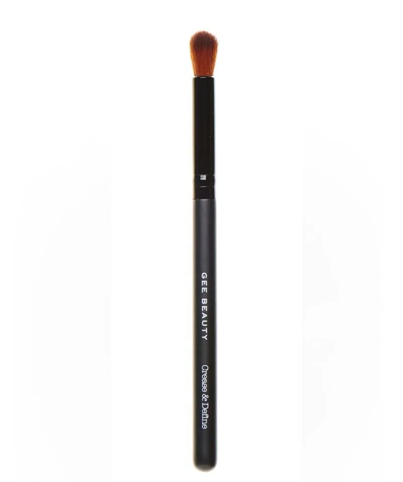 Crease and Define Brush