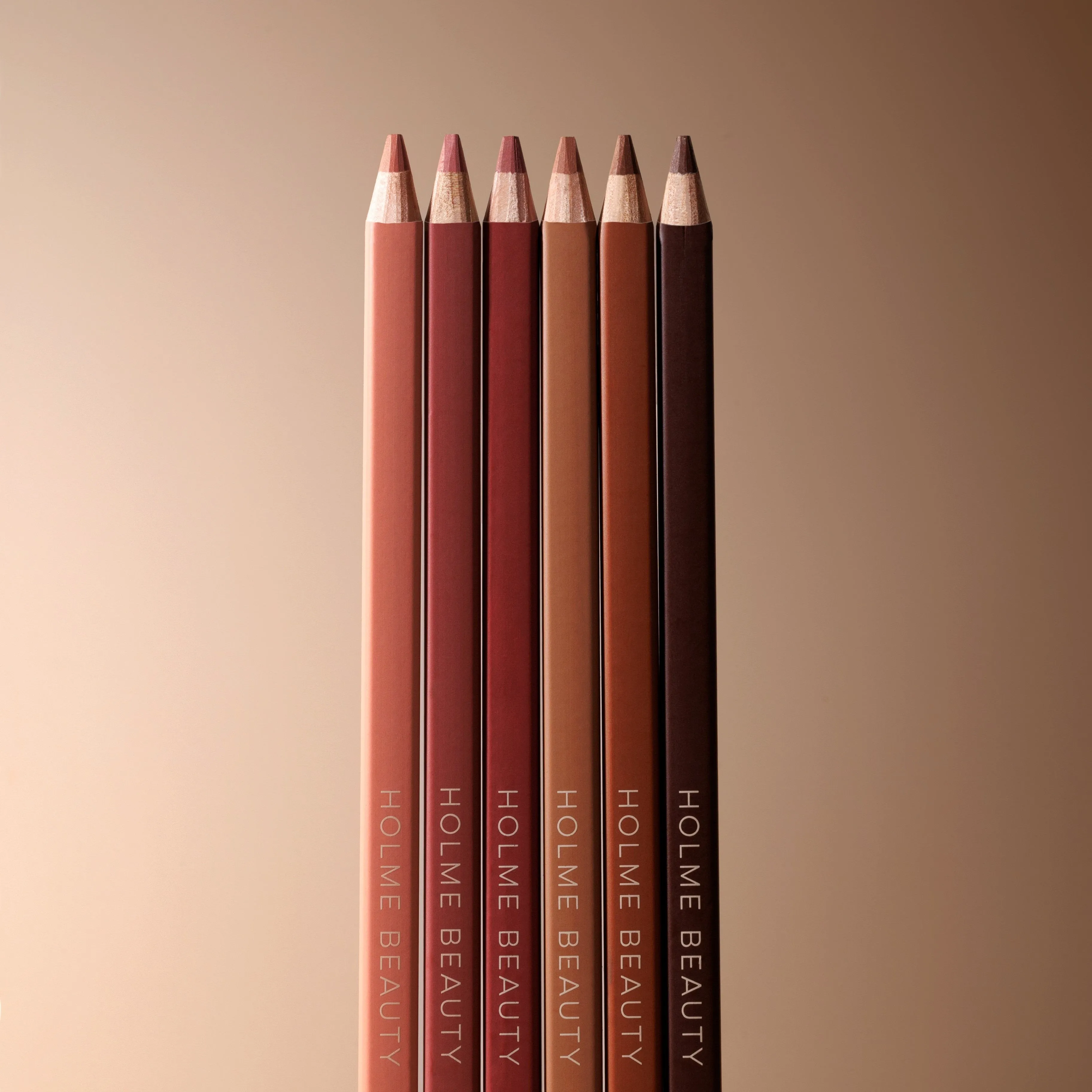 How to: Lip Liner & Gloss Application