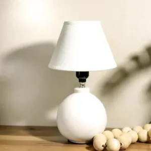 Round Matte White Lamp